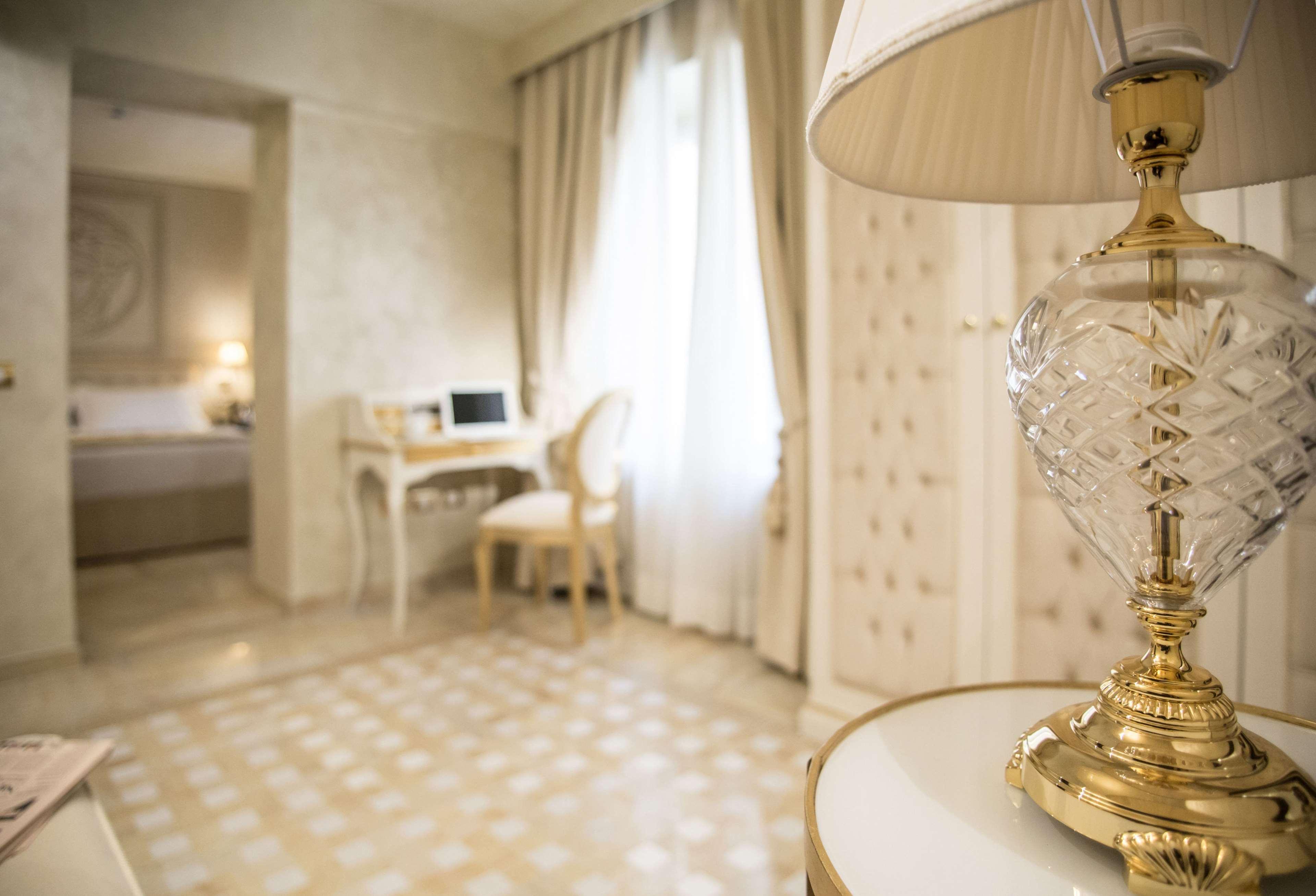 Best Western Premier Milano Palace Hotel Modena Luaran gambar